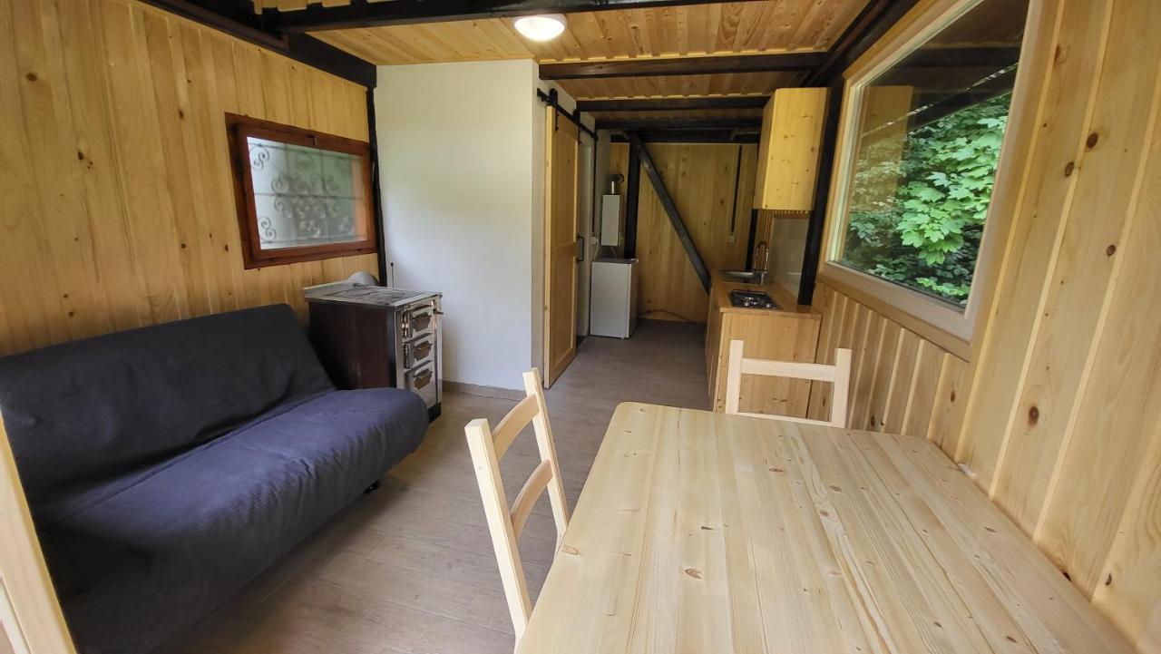 ホテル Glamping Fikfak ブレッド エクステリア 写真